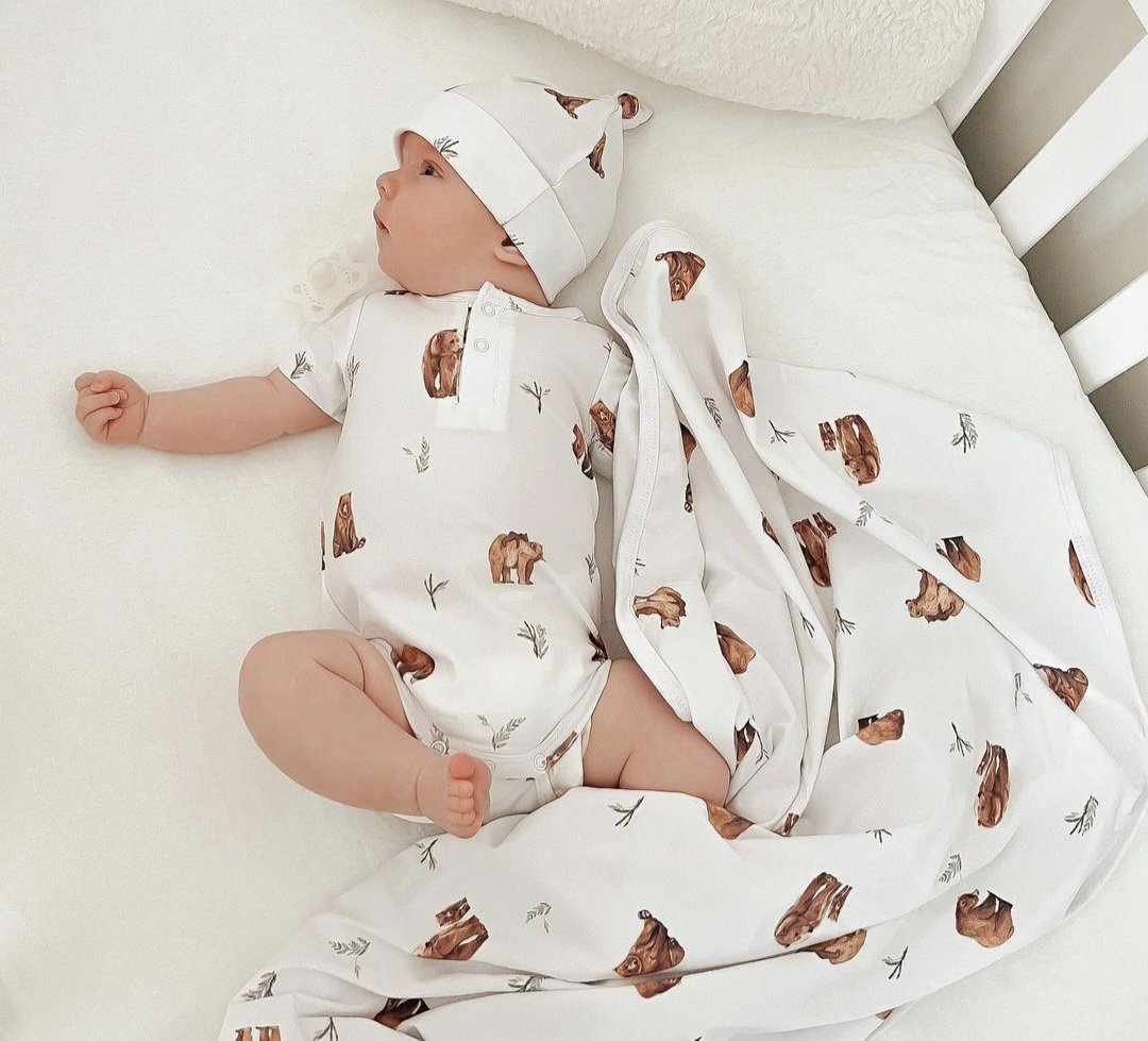 Bear blanket with hat - swaddle set