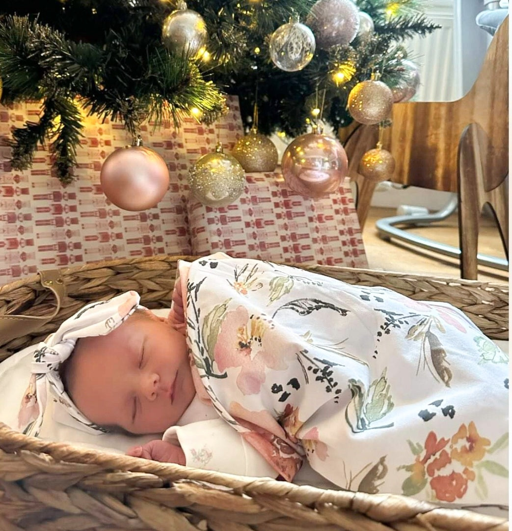 Floral blanket with headband - swaddle set