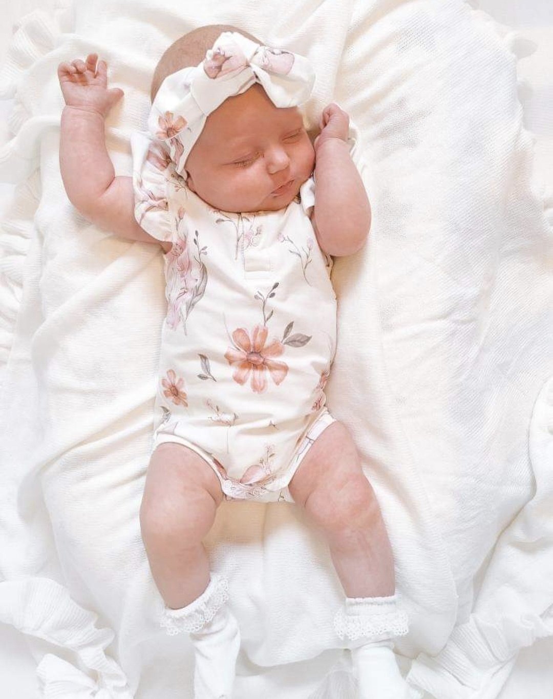 Baby girl top short sleeve bodysuit